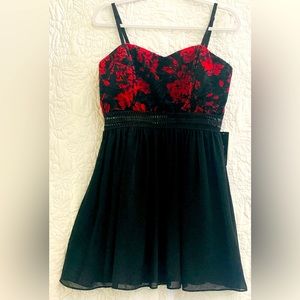 ❤️🖤Bcx Dress Red and Black Velvet Strapless Cocktail Dress-NWT.